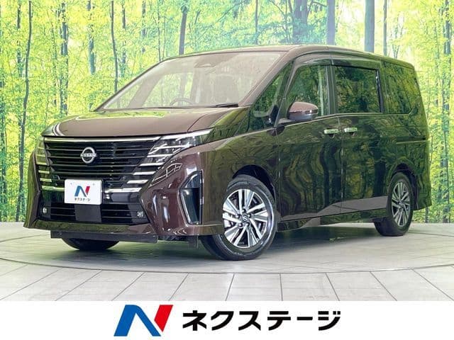 NISSAN