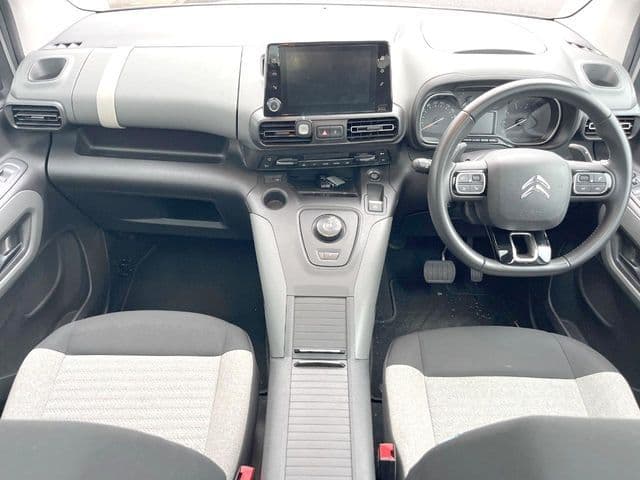 Car thumbnail 2