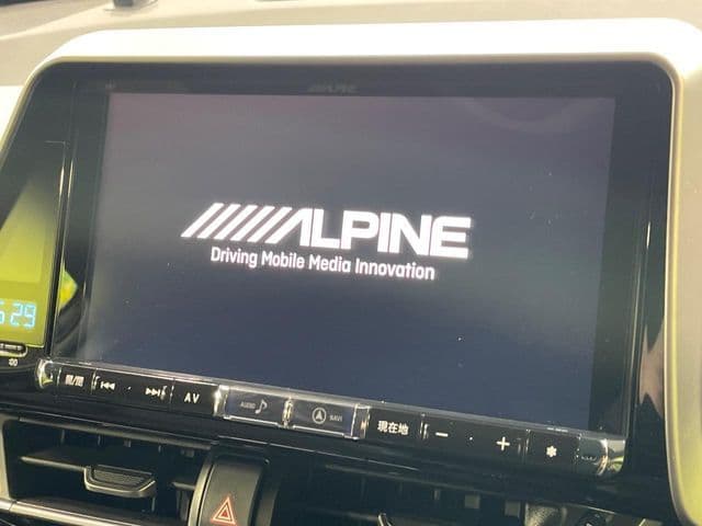 Car thumbnail 4