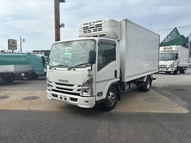 ISUZU