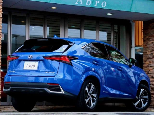 Car thumbnail 2
