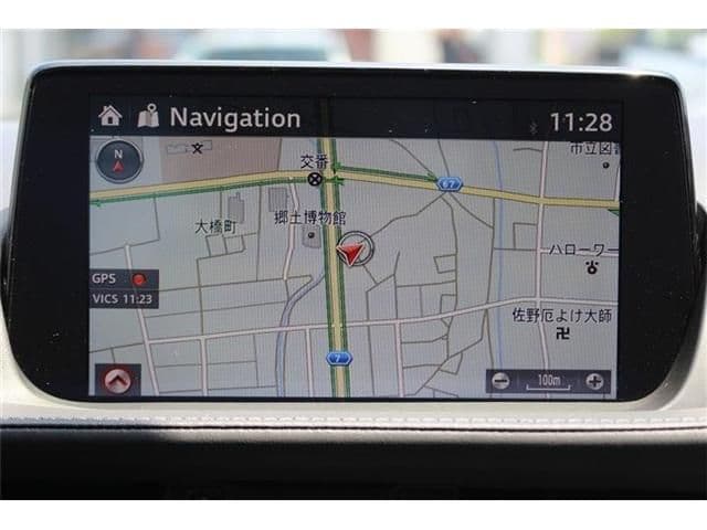 Car thumbnail 3
