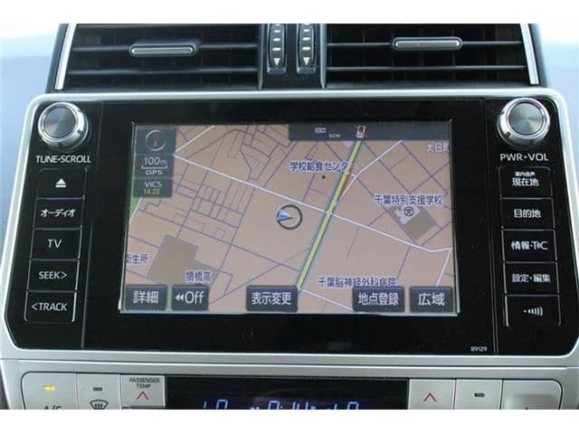 Car thumbnail 3