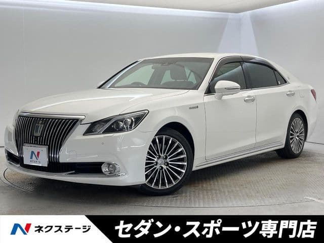 TOYOTA CROWN MAJESTA HYBRID