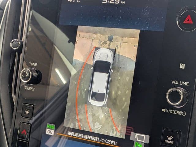 Car thumbnail 4