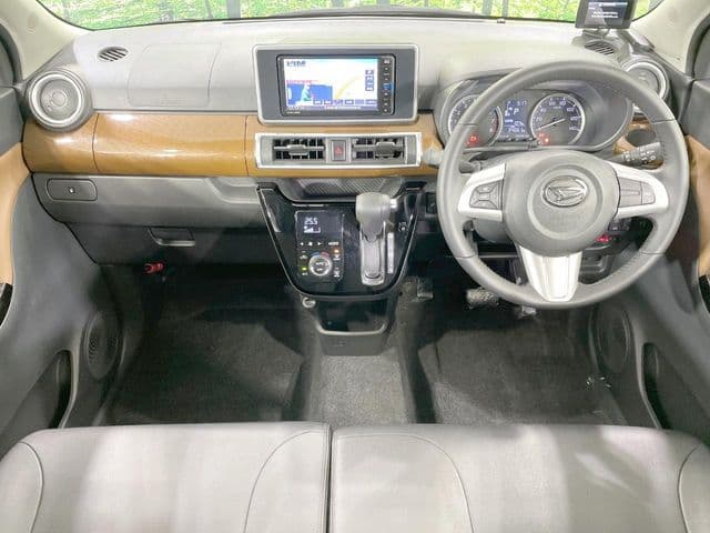 Car thumbnail 2
