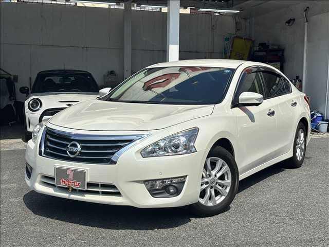 NISSAN