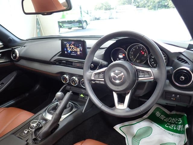 Car thumbnail 2