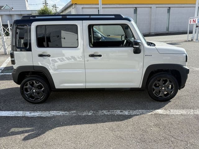 Car thumbnail 4