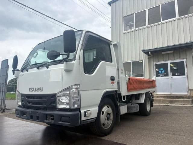 ISUZU
