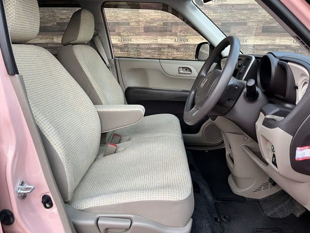 Car thumbnail 4