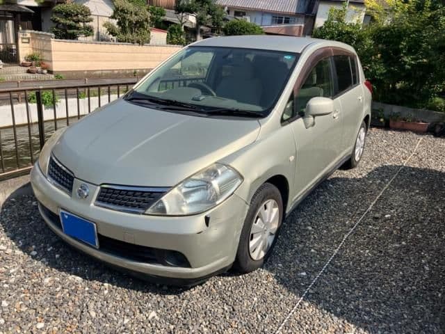 Car image 1