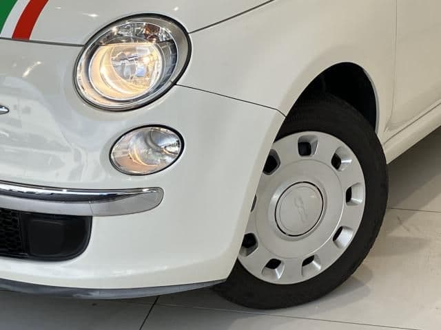 Car thumbnail 3