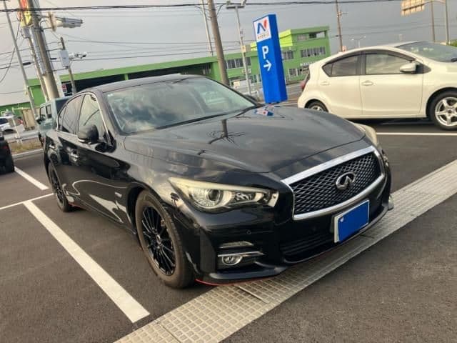 NISSAN