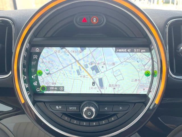 Car thumbnail 4
