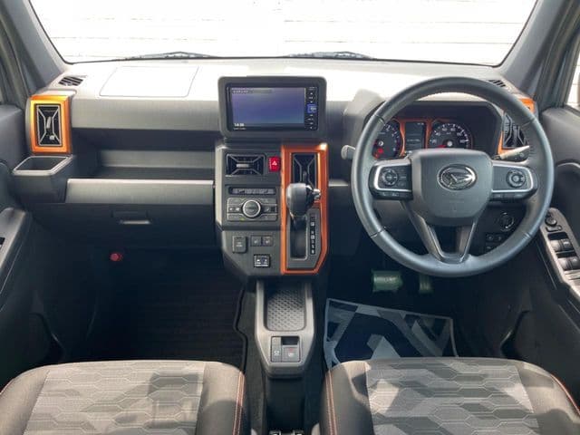 Car thumbnail 2