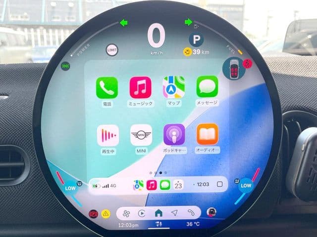 Car thumbnail 4