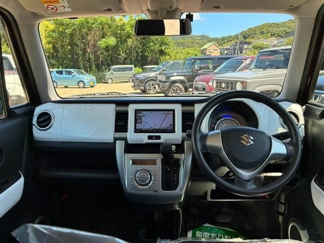 Car thumbnail 3