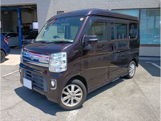 NISSAN