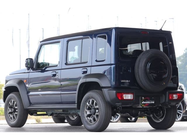 Car thumbnail 3