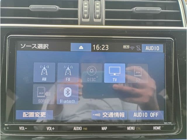 Car thumbnail 4