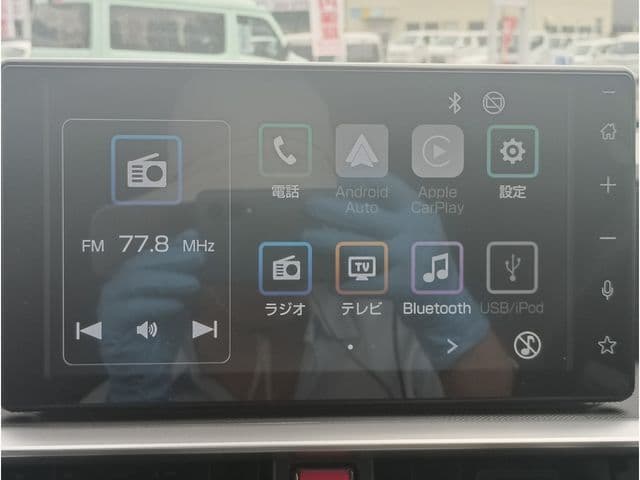 Car thumbnail 3