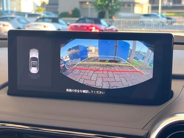 Car thumbnail 4