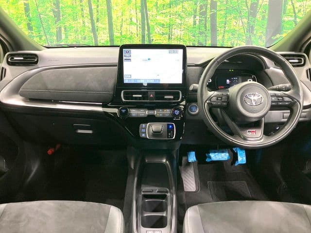 Car thumbnail 2