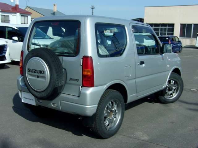 Car thumbnail 2