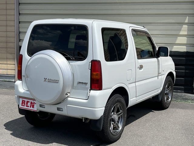 Car thumbnail 3