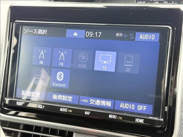 Car thumbnail 3