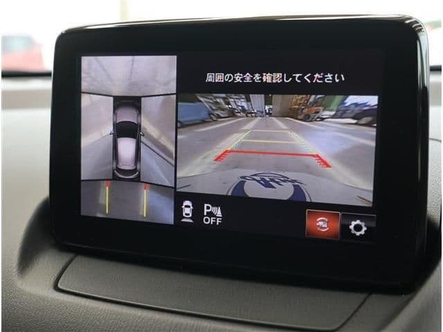 Car thumbnail 4