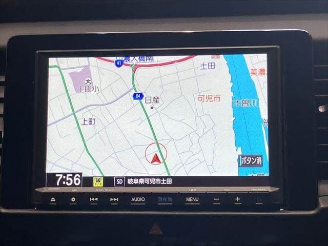 Car thumbnail 4