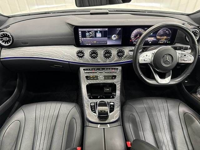 MERCEDES BENZ