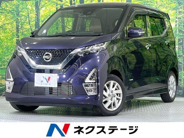 NISSAN