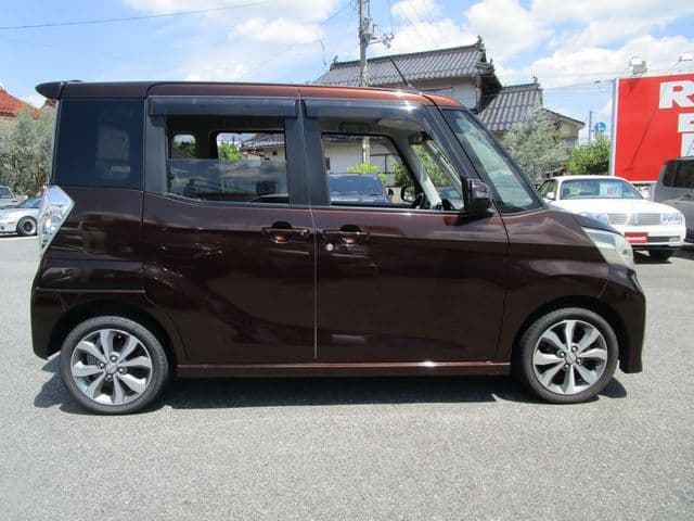 Car thumbnail 3