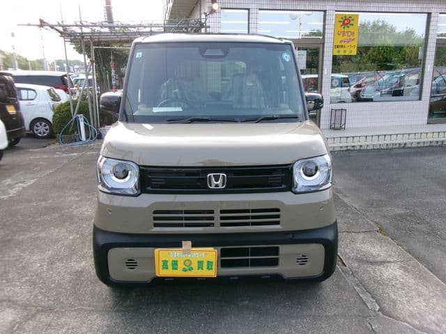 Car thumbnail 2
