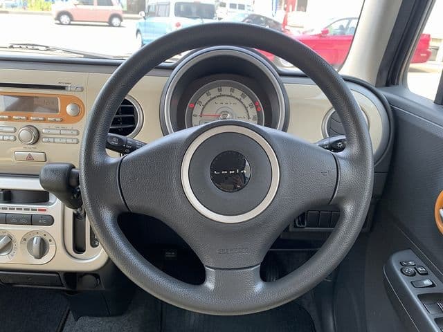 Car thumbnail 4