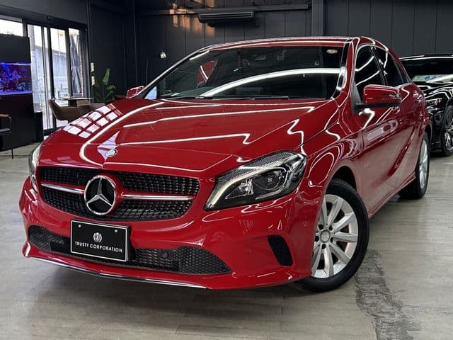 MERCEDES BENZ