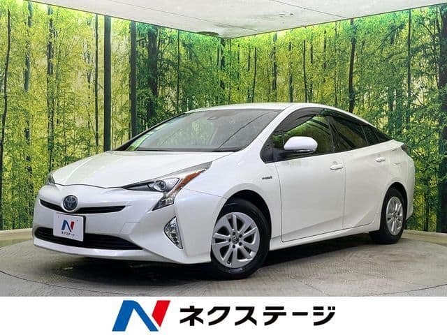 TOYOTA PRIUS 4WD
