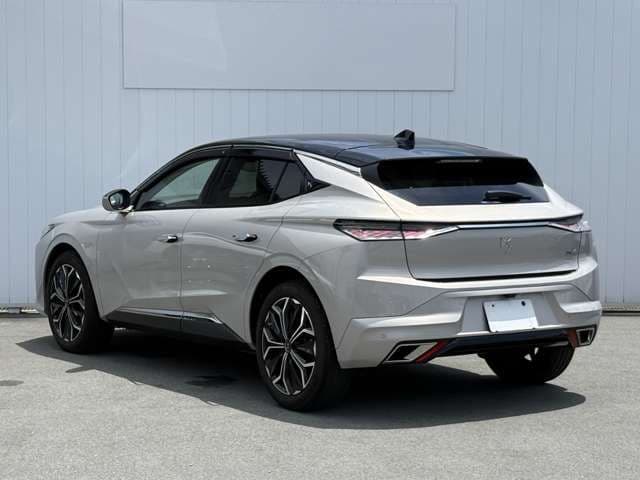 Car thumbnail 3