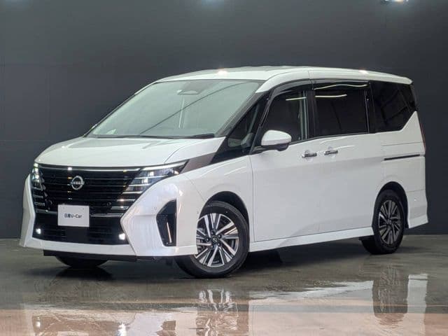 NISSAN