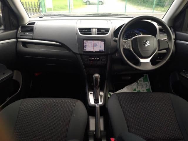 Car thumbnail 3