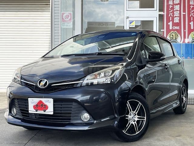 TOYOTA VITZ  4WD