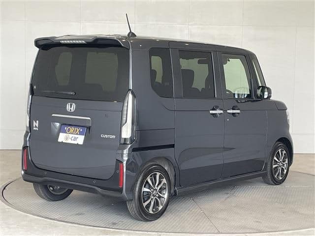 Car thumbnail 2