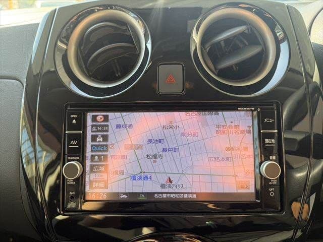 Car thumbnail 4