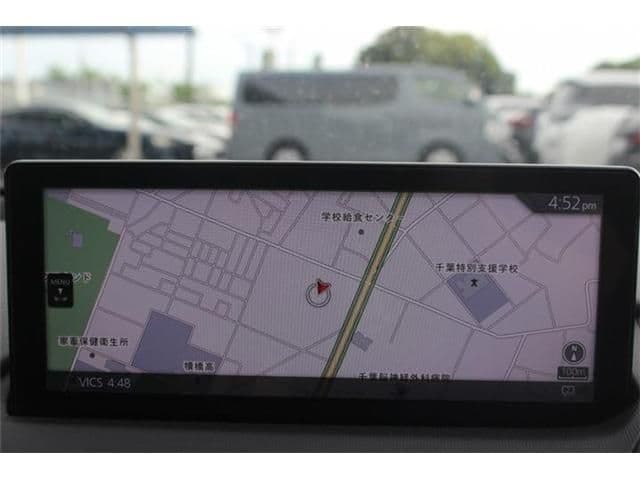 Car thumbnail 4