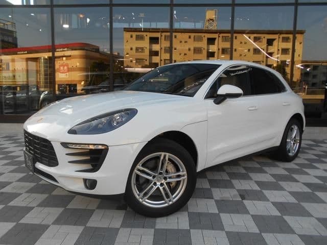 Car image 1