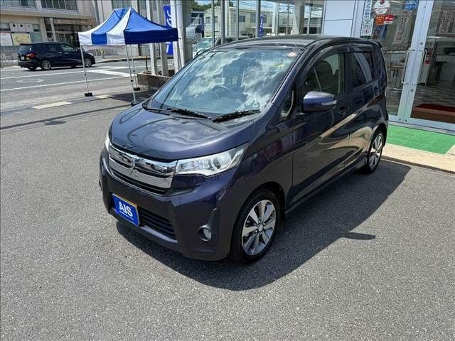 MITSUBISHI eK custom 4WD