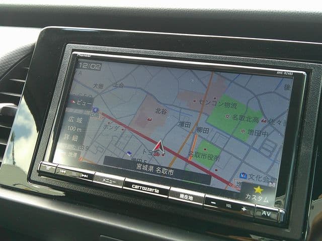 Car thumbnail 4